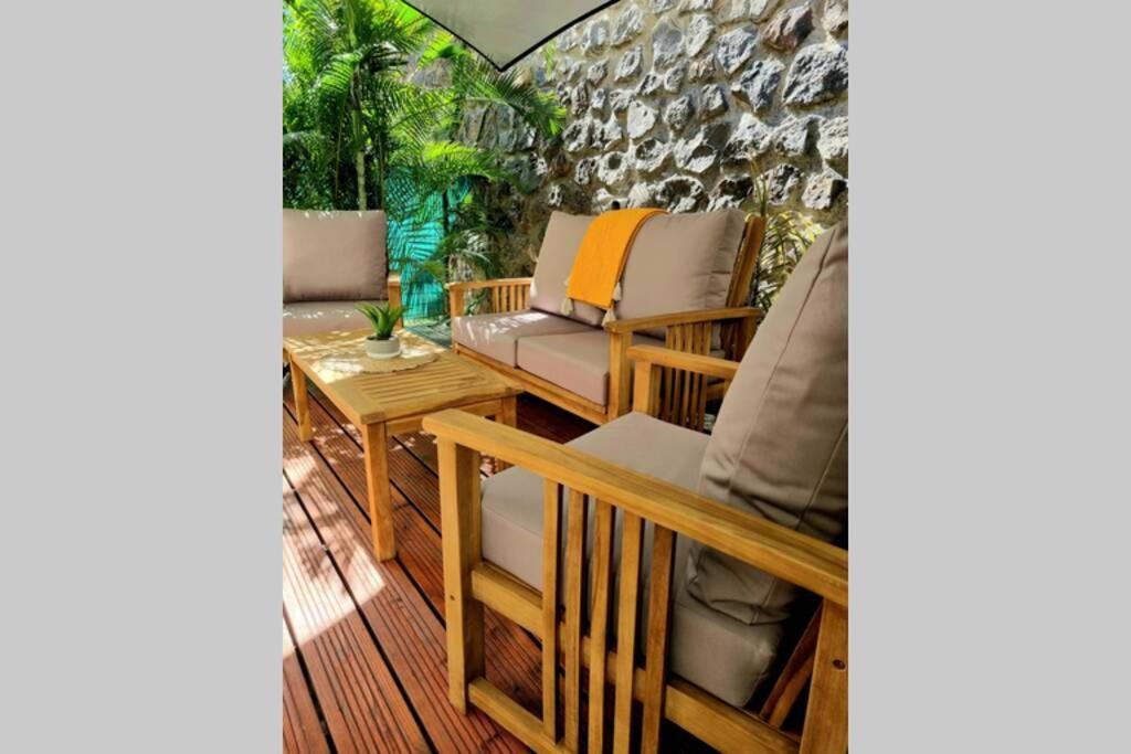L'Instant Evasion, Studio Avec Terrasse, Piscine ! Сен-Жиль-ле-Бэн Экстерьер фото